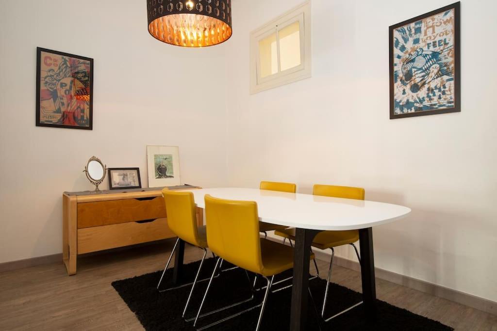Apartment Vintage W/ Terrace Lisbon